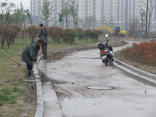 現(xiàn)場管理=鹽塘河綠地工程施工現(xiàn)場2.jpg